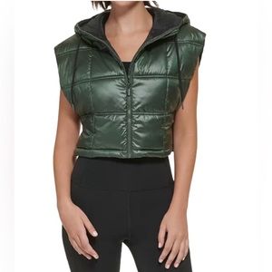Calvin Klein Performance Repel Evergreen Front Zip Cropped Puffer Vest size M